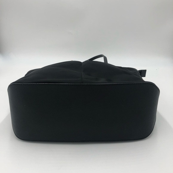 Micheal Kors Kempton Nylon Tote - Picture 5 of 11